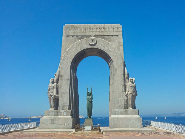 Monument aux Mort, Marseille | www.myfoododyssey.com