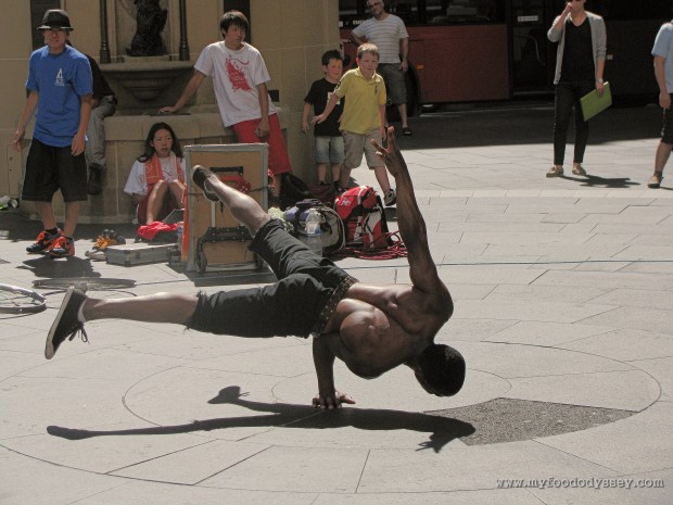 Street Performer, Sydney | www.myfoododyssey.com