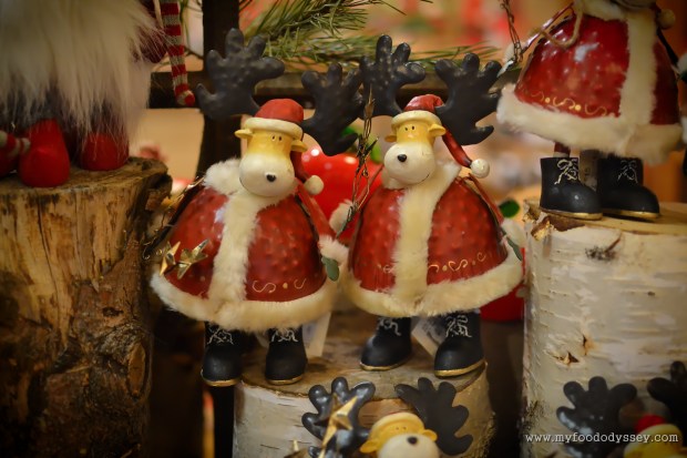 Christmas Decorations | www.myfoododyssey.com