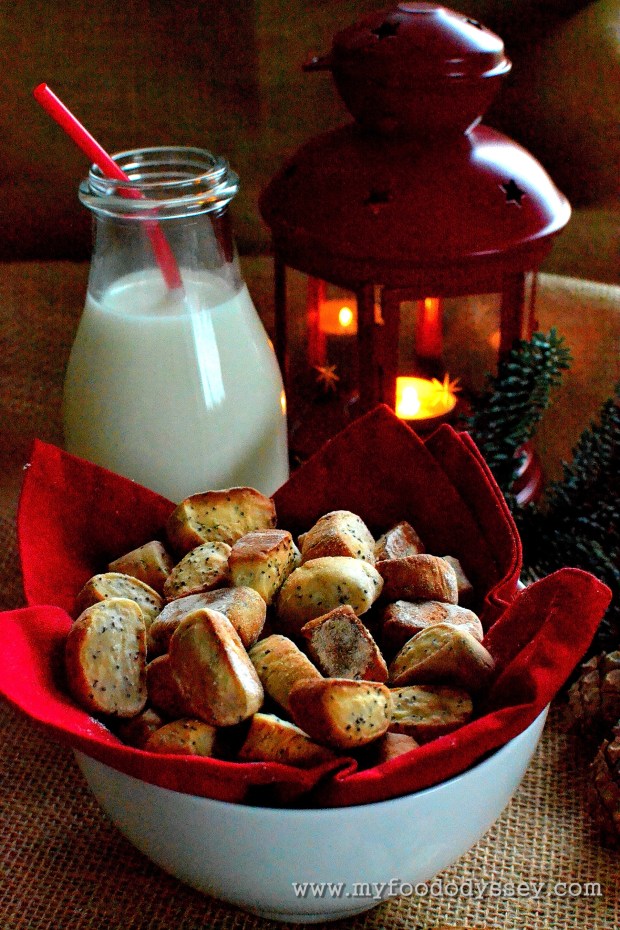 Lithuanian Christmas Eve Biscuits / Kūčiukai | www.myfoododyssey.com