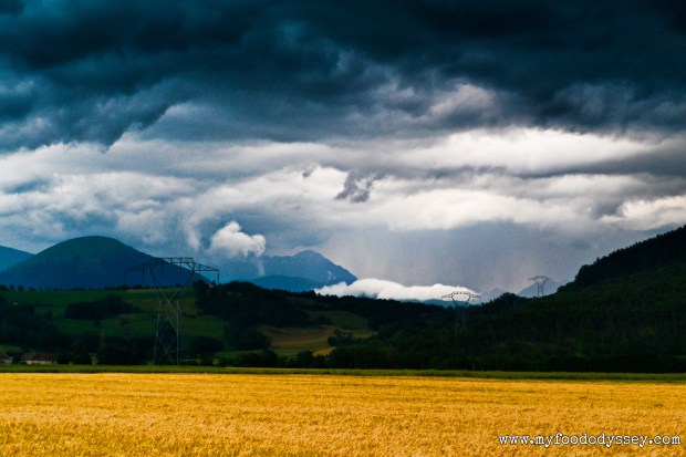 Angry Sky, Northern Provence | www.myfoododyssey.com